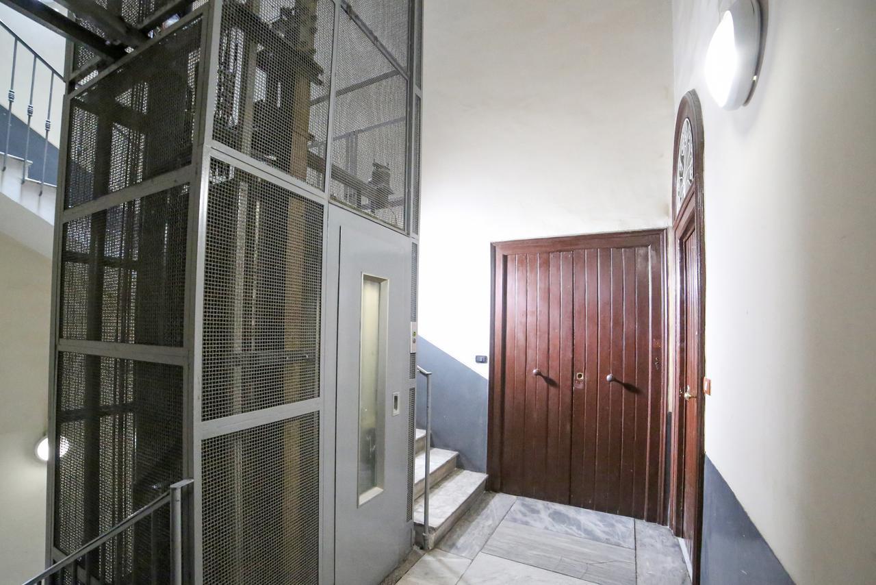 לינה וארוחת בוקר נאפולי Casa Historical Center מראה חיצוני תמונה