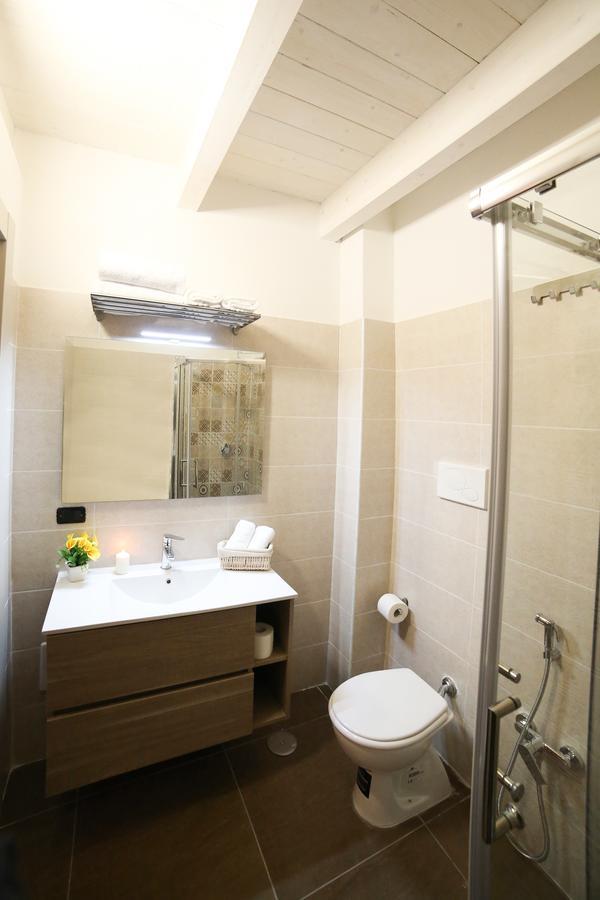 לינה וארוחת בוקר נאפולי Casa Historical Center מראה חיצוני תמונה
